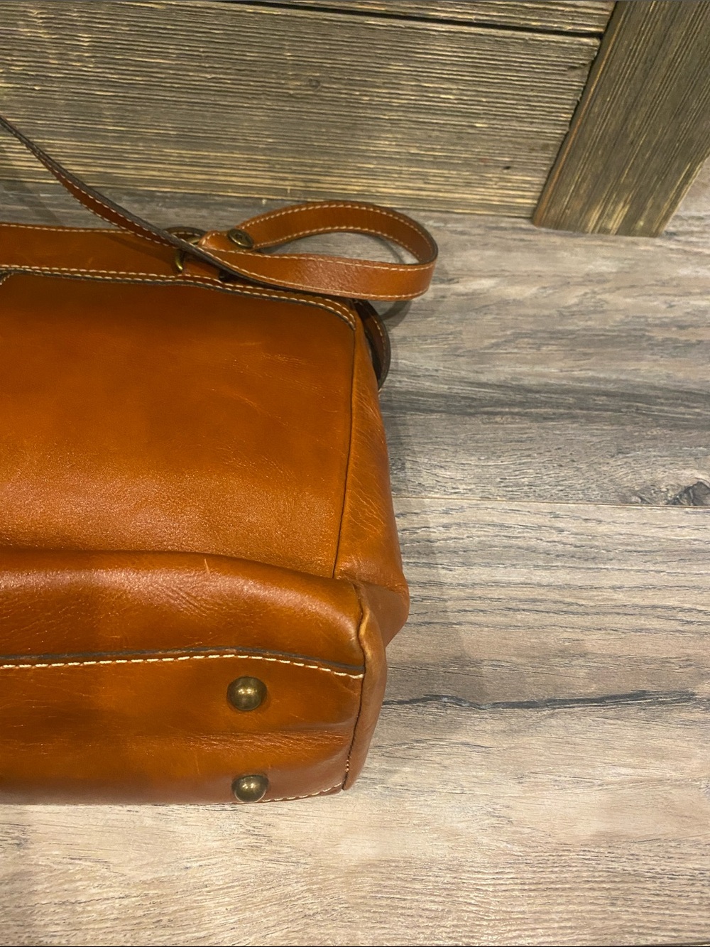 Patricia Nash leather tote - Picture 7 of 7